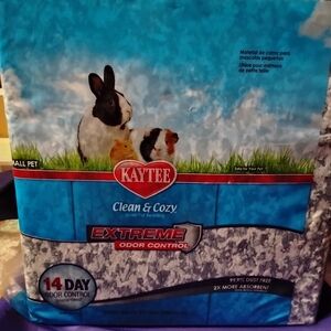 New Kaytee clean & cozy 14 day extreme odor control small pet rodent bedding